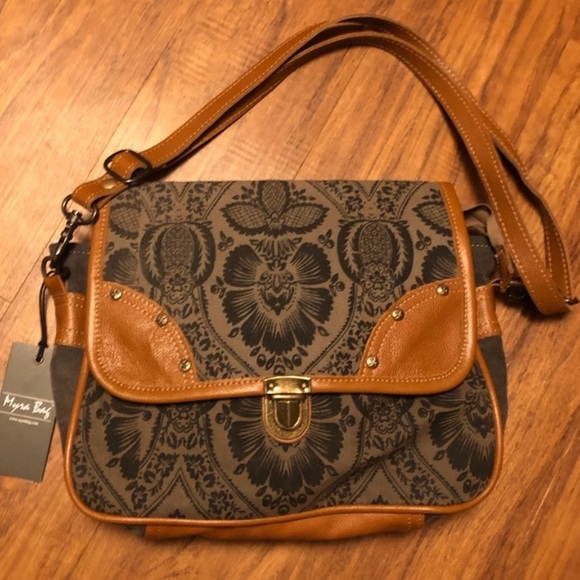 Myra Bag Kairos Messenger Bag - Picture 3 of 9